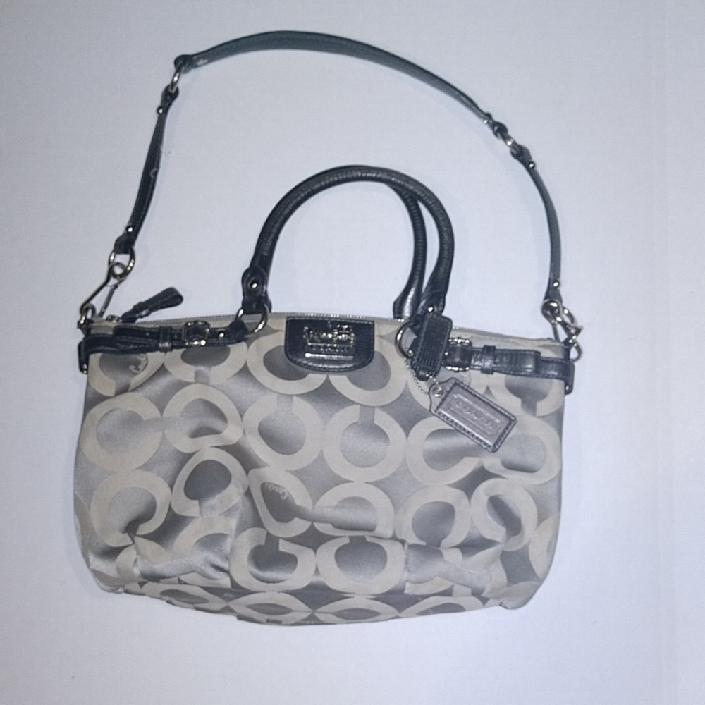 Auth Coach Madison Grey 18650 Signature OpArt
